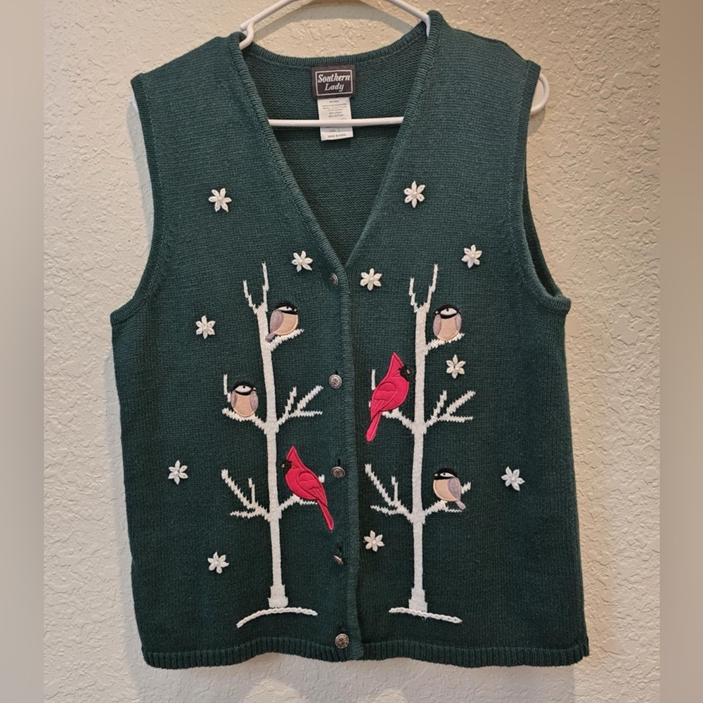 Southern Lady Knit Sweater Vest Size L Green Button up Birds Cardinal Grannycore